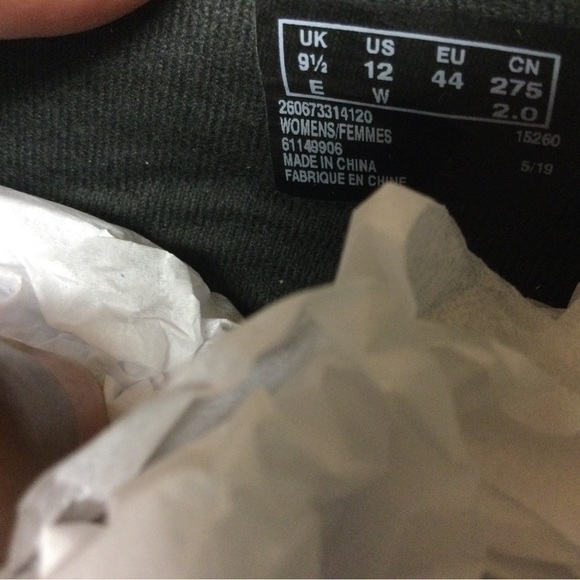 12W Clarks Ashland Bubble Loafer Black Leather Padded Insoles Tassels 12 Wide - Picture 11 of 11